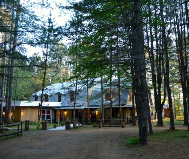 Auberge Le Cosy Tremblant